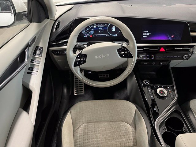 Used 2023 Kia Niro Wave FWD image 18