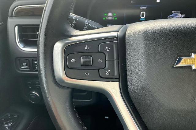Used 2023 Chevrolet Suburban Premier image 11