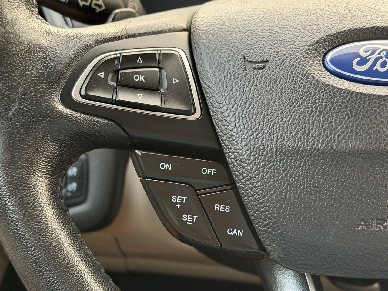 Used 2017 Ford Escape Titanium w/ Equipment Group 301A FWD image 19