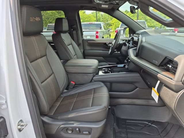 New 2026 Chevrolet Suburban High Country AWD/4WD image 31