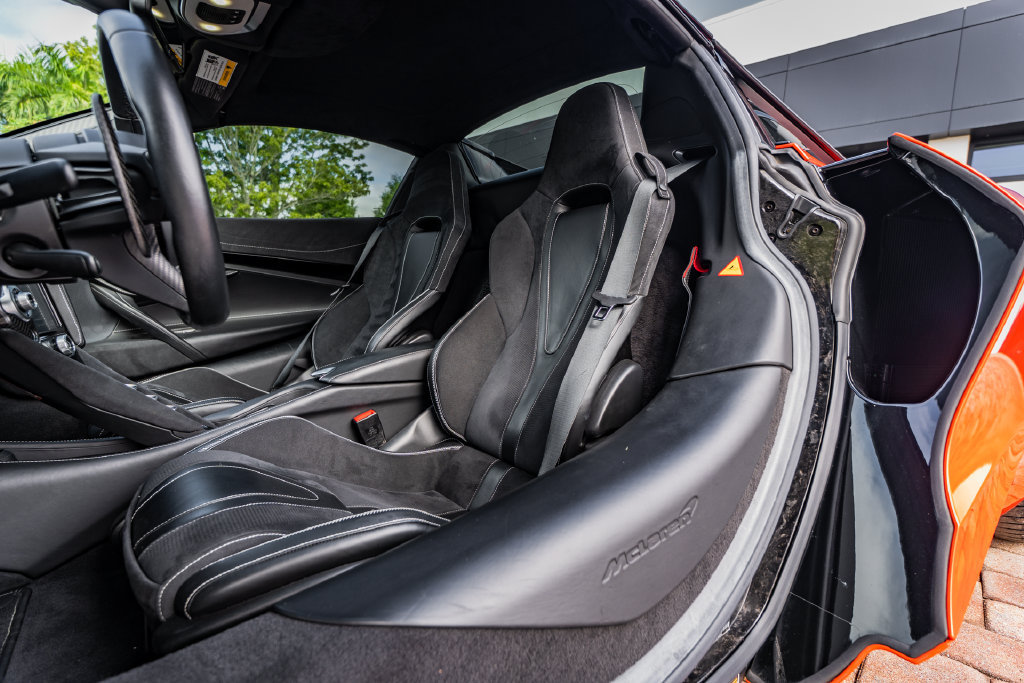 Used 2021 McLaren 720S Performance RWD image 20