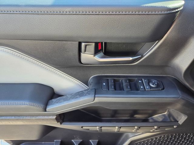 Used 2025 Toyota Tacoma Limited image 23