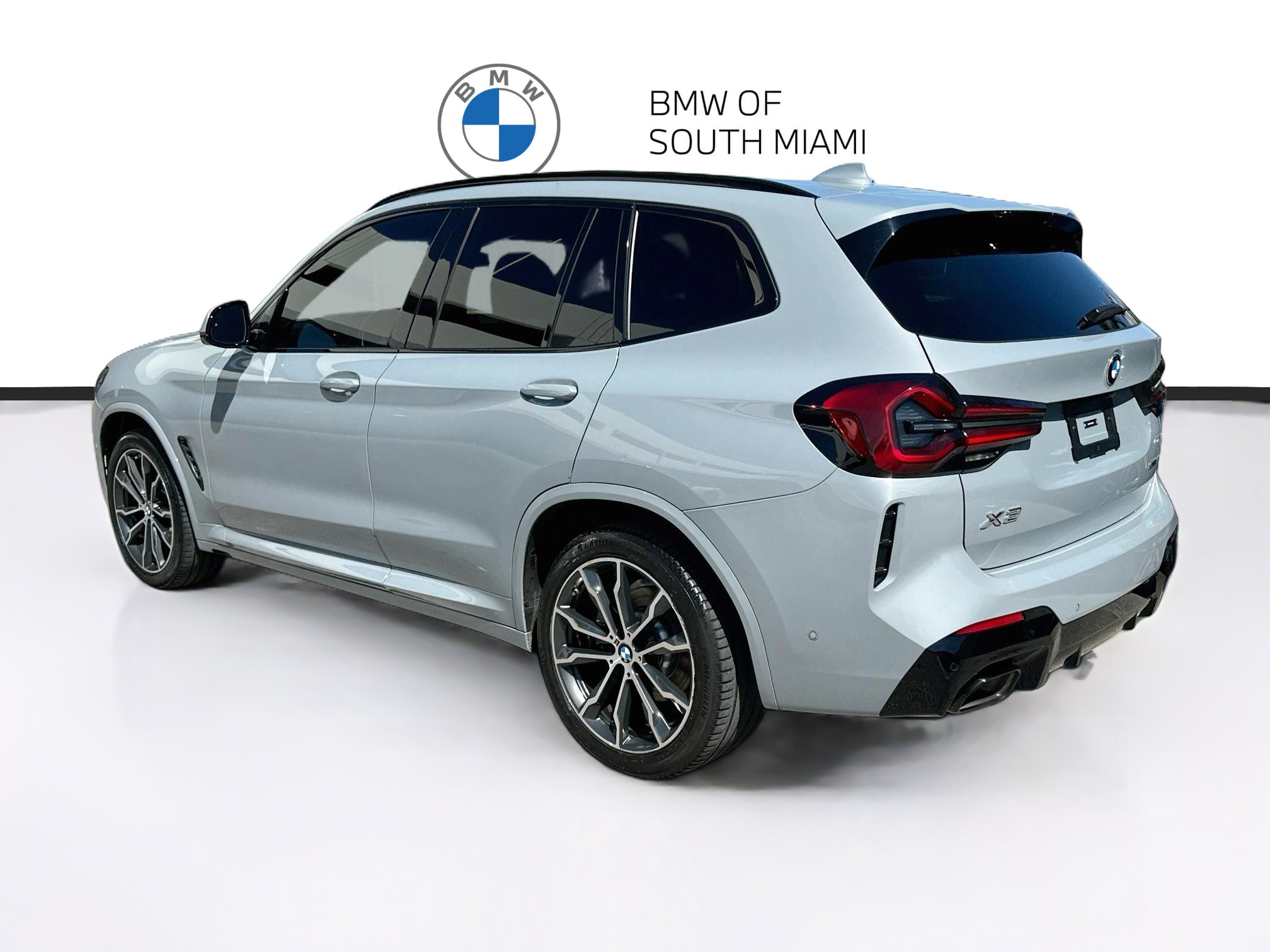 Certified 2024 BMW X3 sDrive30i w/ M Sport Package RWD image 5