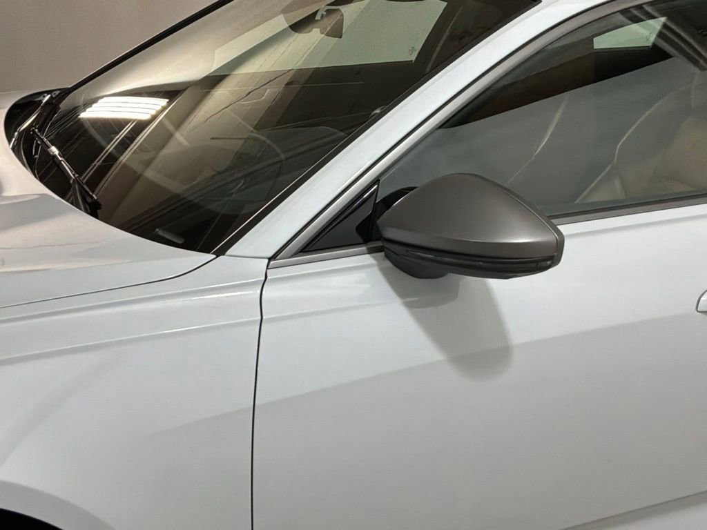 Certified 2025 Audi RS 6 performance AWD/4WD image 25