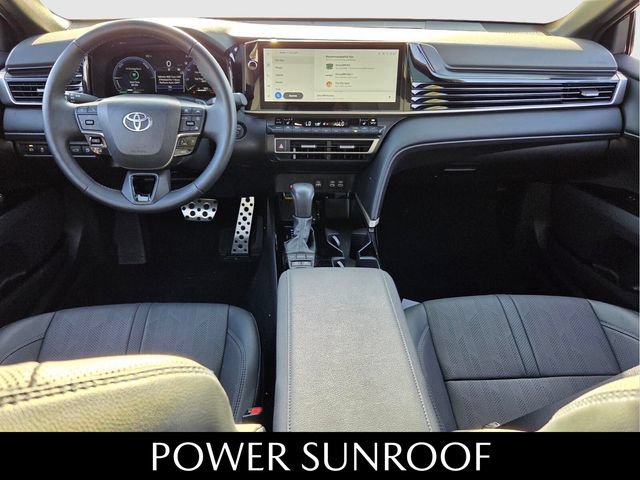 Used 2025 Toyota Camry XSE FWD image 9