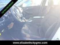 Used 2023 Chevrolet Malibu LT image 10