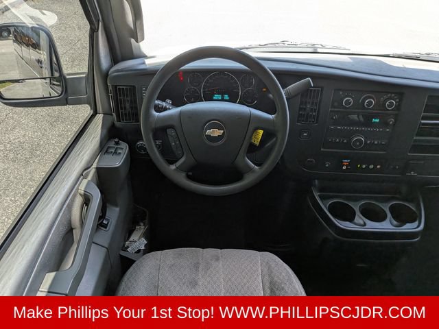 Used 2019 Chevrolet Express 3500 LT w/ LT Preferred Equipment Group RWD image 17