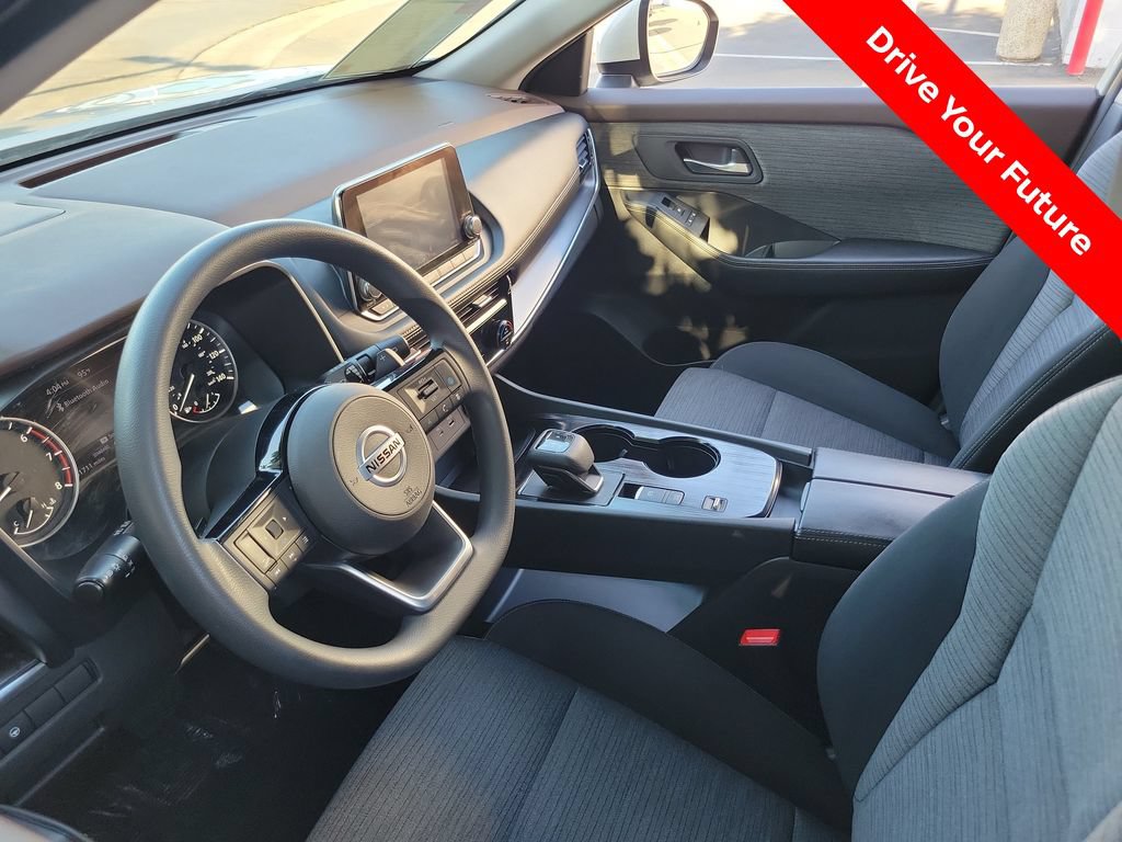 Certified 2021 Nissan Rogue SV FWD image 3