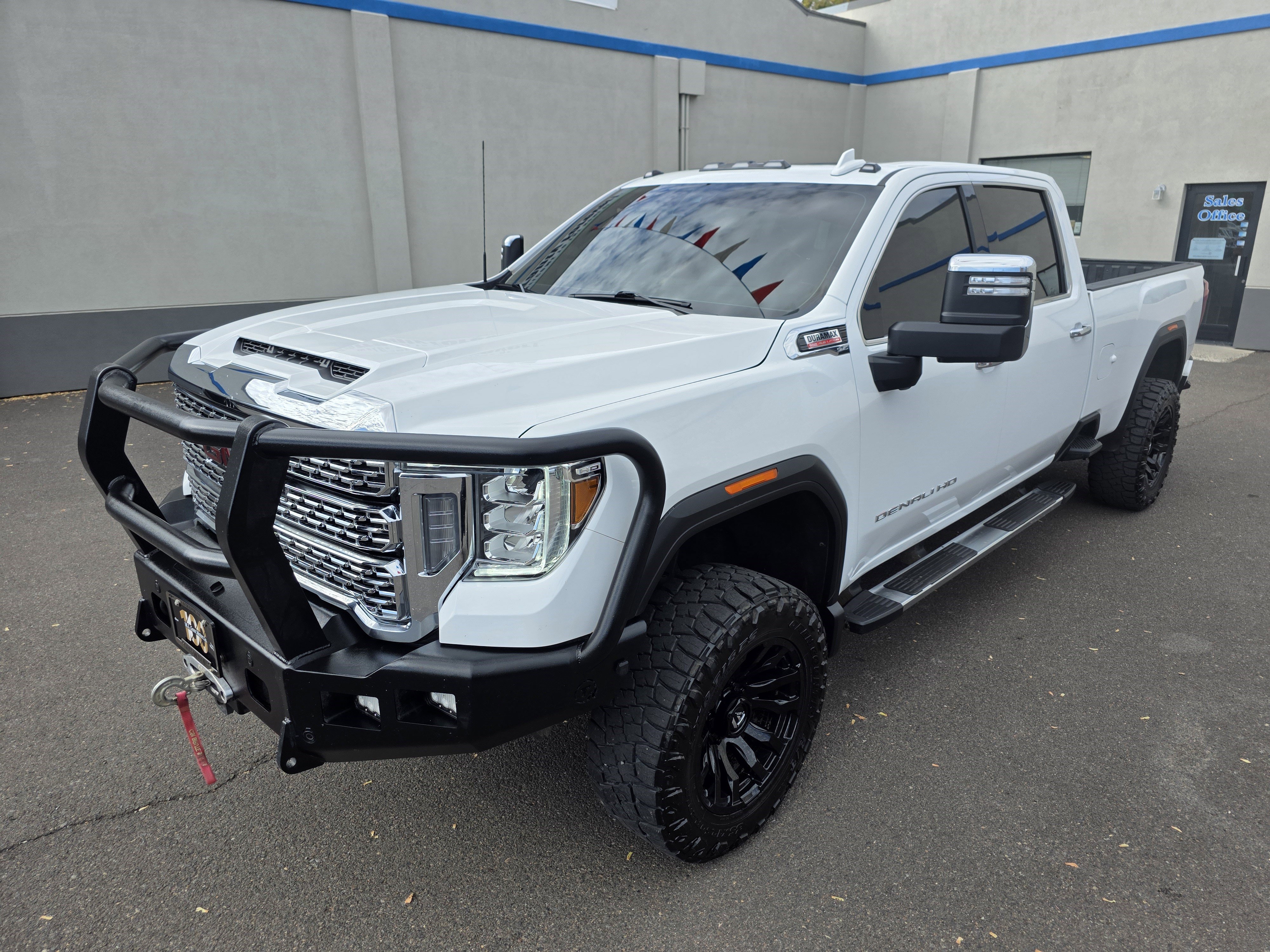 Used 2022 GMC Sierra 3500 Denali w/ Denali Ultimate Package image 29