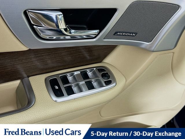 Used 2014 Jaguar XF 3.0 image 18