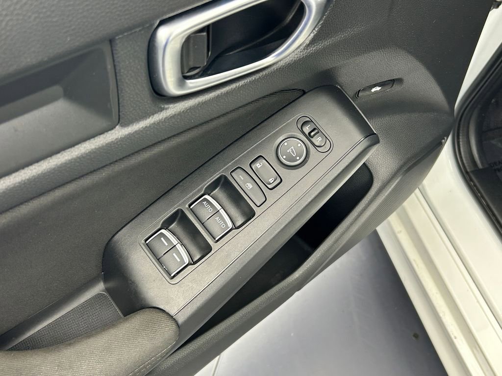 Used 2022 Honda Civic LX image 11