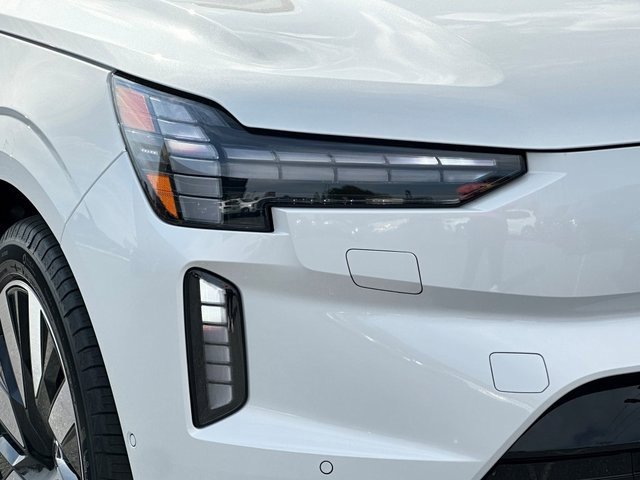 New 2025 Volvo EX90 Ultra image 3