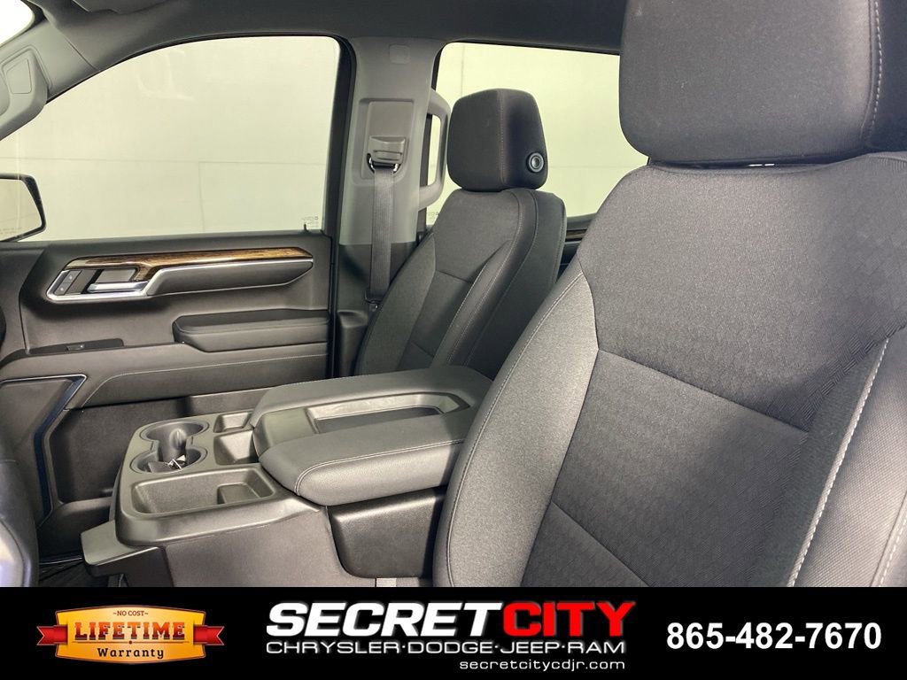 Used 2023 GMC Sierra 1500 Elevation image 10