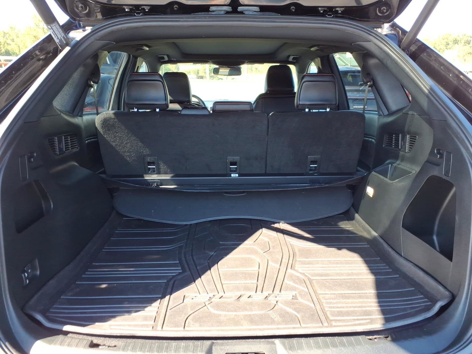 Used 2022 Ford Edge ST-Line w/ Class II Trailer Tow Package AWD/4WD image 6