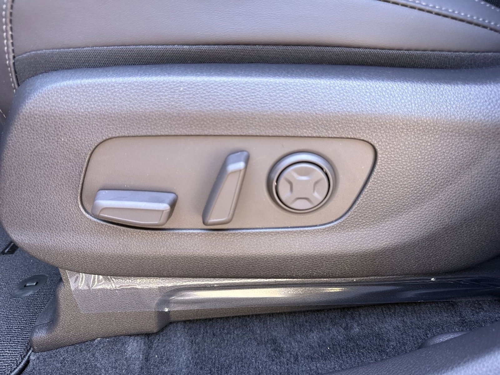 New 2026 Kia Carnival SX FWD image 28