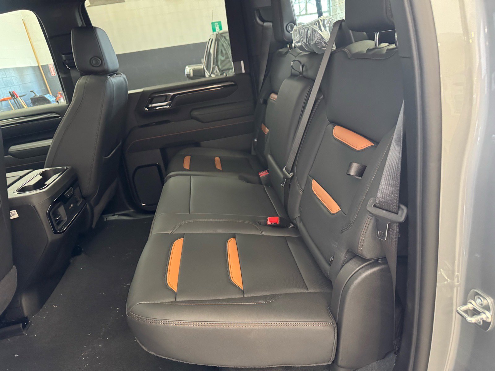 New 2026 GMC Sierra 2500 AT4 w/ AT4 Premium Plus Package image 10