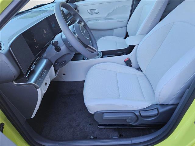 New 2026 Hyundai Kona SE video 4