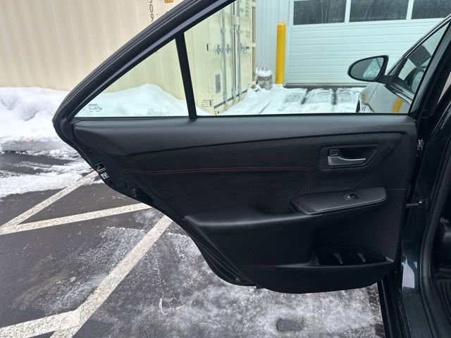 Used 2016 Toyota Camry XSE w/ Moonroof Package image 16