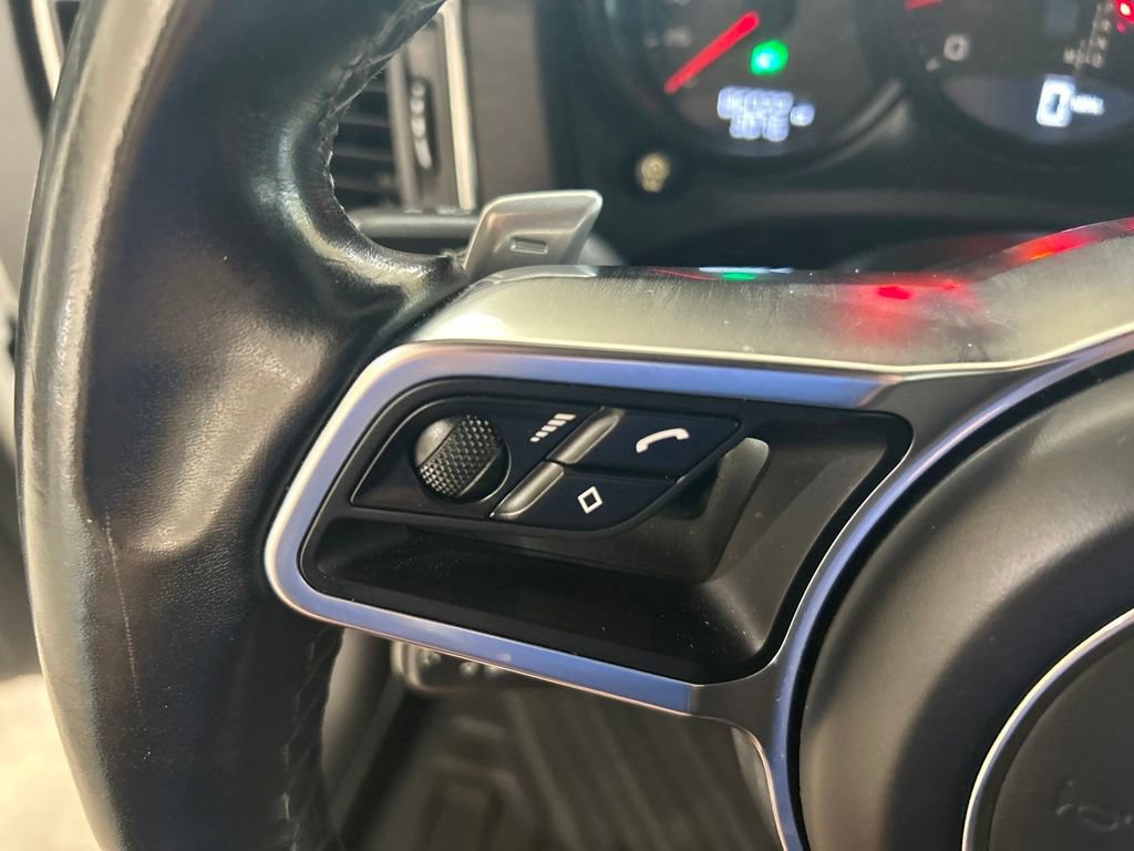 Used 2017 Porsche Macan GTS AWD/4WD image 49
