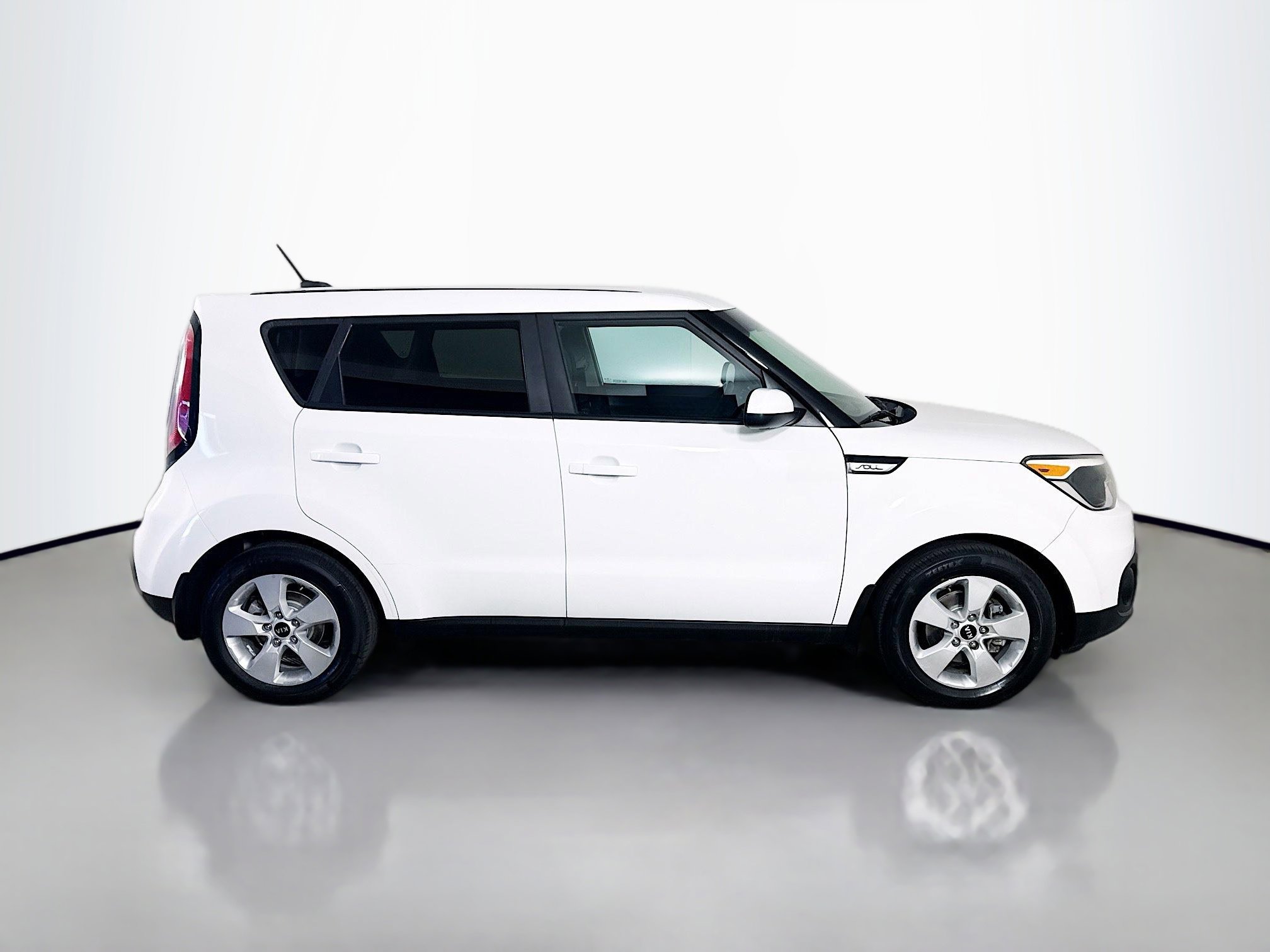 Used 2018 Kia Soul w/ Option Group 020 image 11