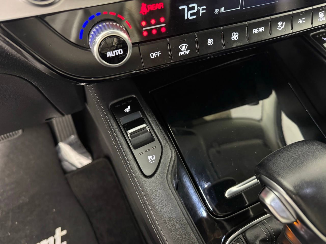 Used 2024 Kia Telluride EX image 21