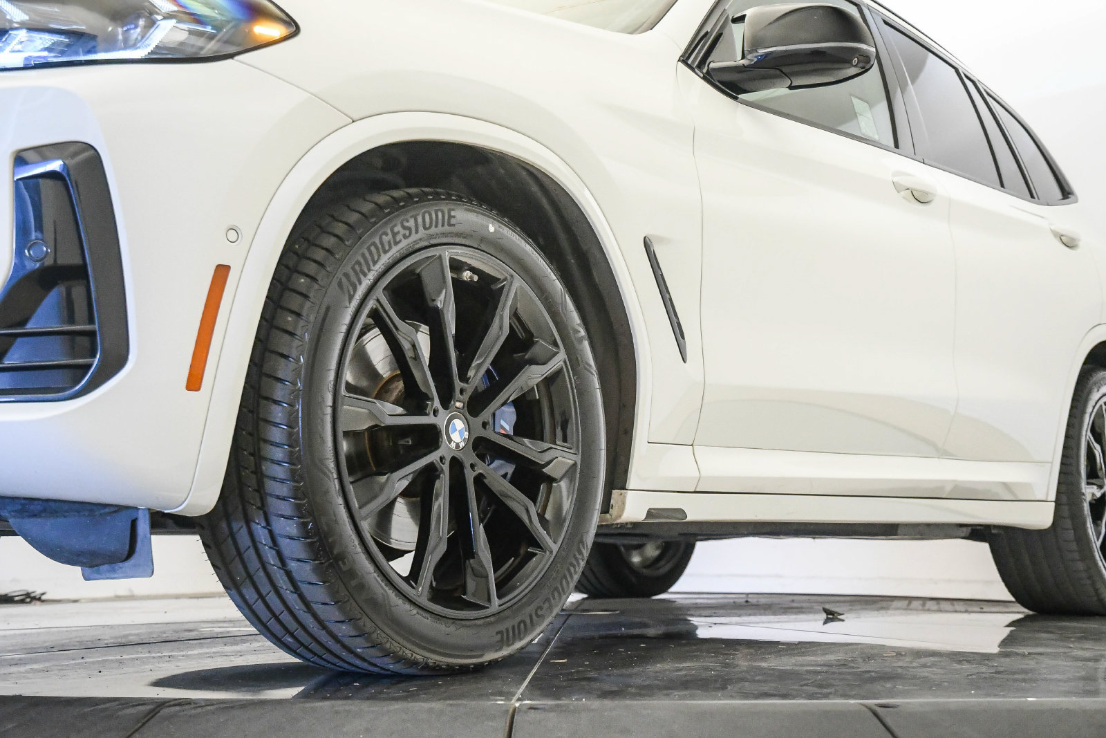 Certified 2024 BMW X3 M40i w/ Premium Package AWD/4WD image 11