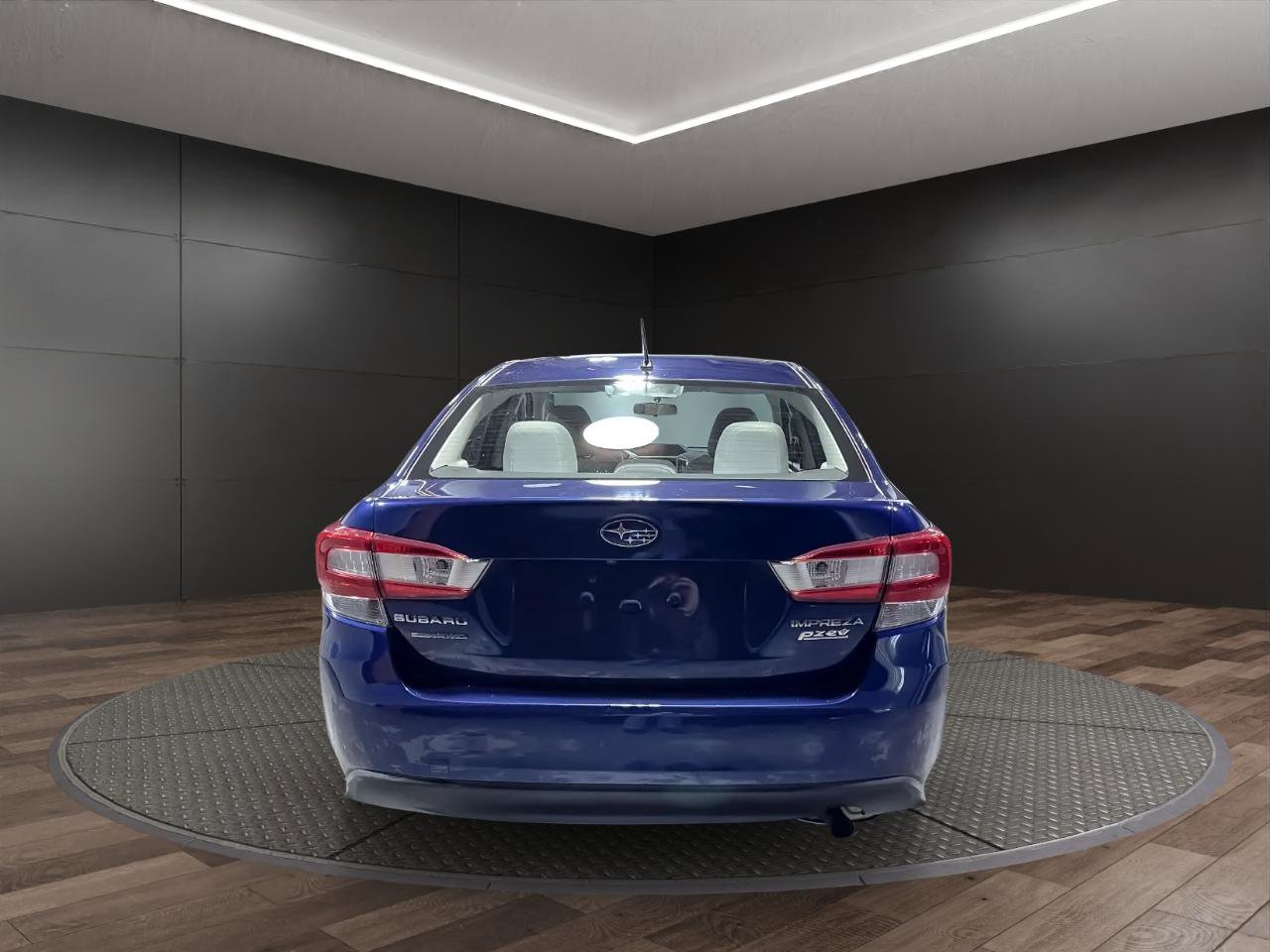 Used 2017 Subaru Impreza 2.0i AWD/4WD image 5