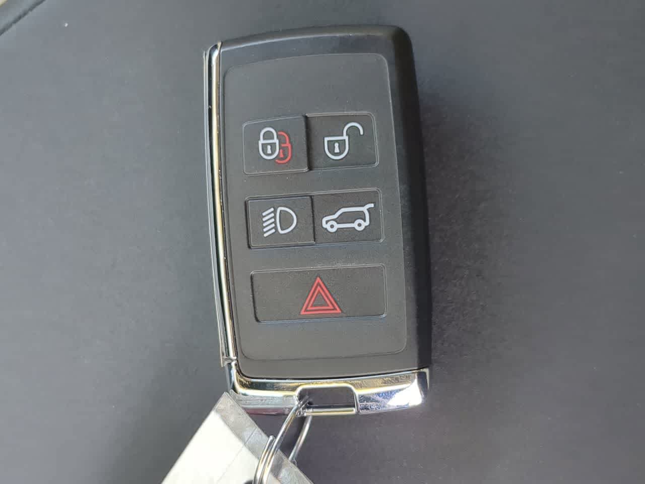 Certified 2025 Land Rover Discovery Sport S AWD/4WD image 37