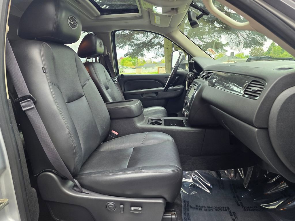 Used 2013 Chevrolet Silverado 2500 LTZ AWD/4WD image 18