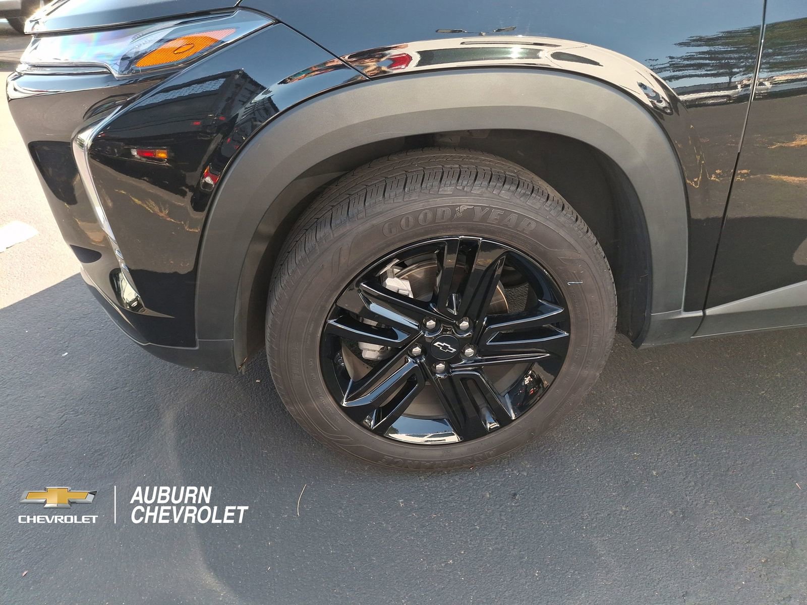 Certified 2025 Chevrolet Trax ACTIV w/ Driver Confidence Package FWD image 25