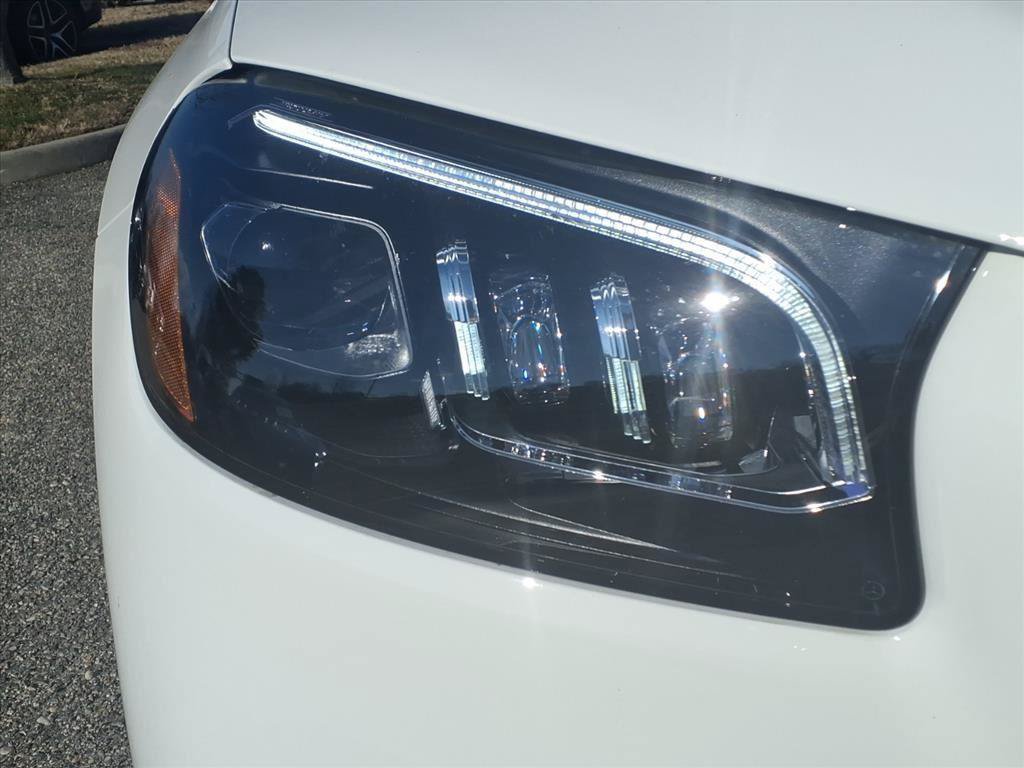 New 2026 Mercedes-Benz GLS 450 4MATIC image 2