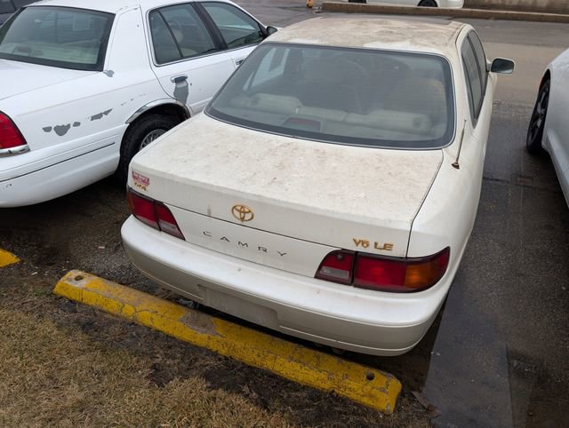 Used 1996 Toyota Camry LE image 12