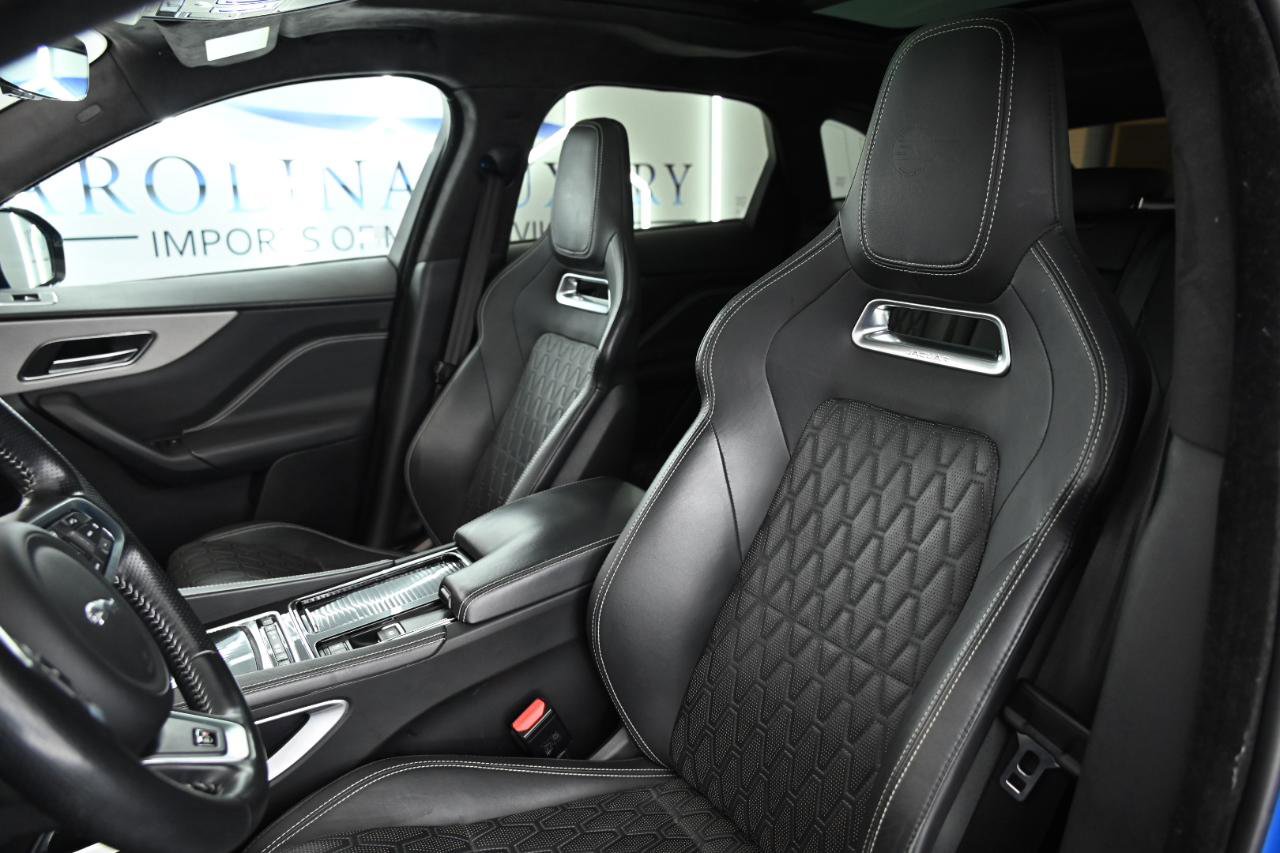Used 2020 Jaguar F-PACE SVR image 19