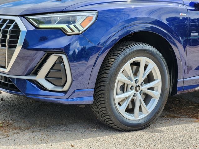 Used 2021 Audi Q3 2.0T Premium Plus w/ Premium Plus Package AWD/4WD image 7