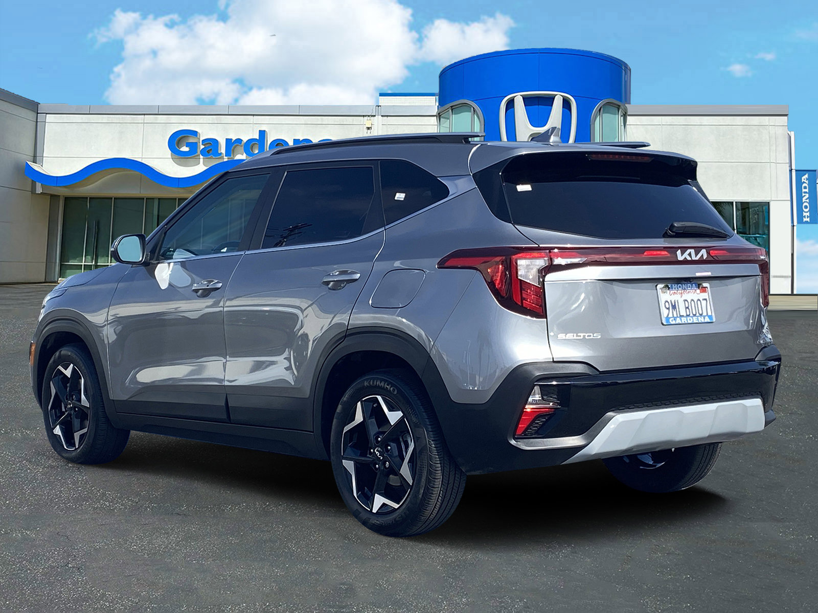 Used 2024 Kia Seltos EX image 4