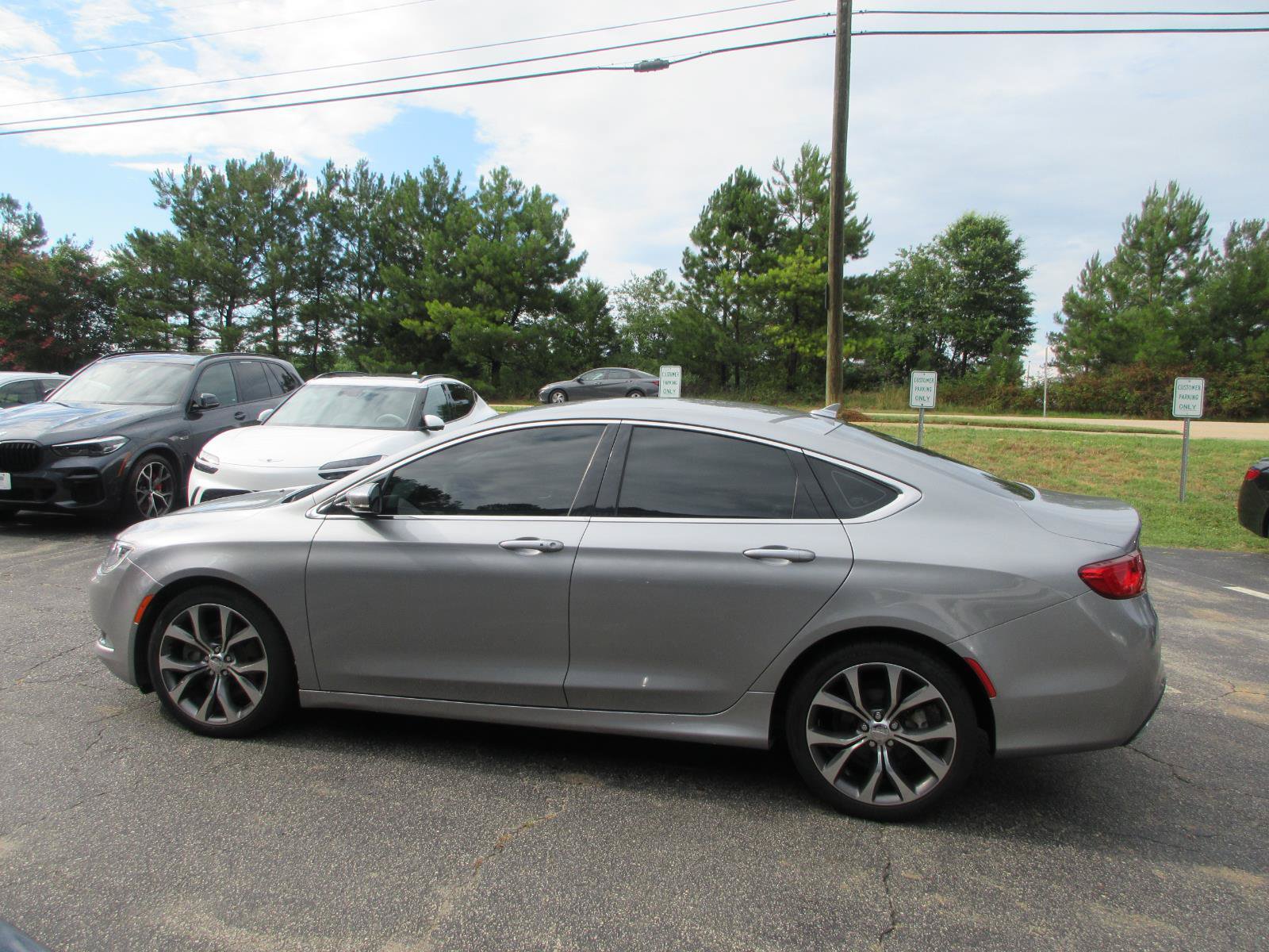 Used 2015 Chrysler 200 C w/ Navigation & Sound Group I FWD image 8