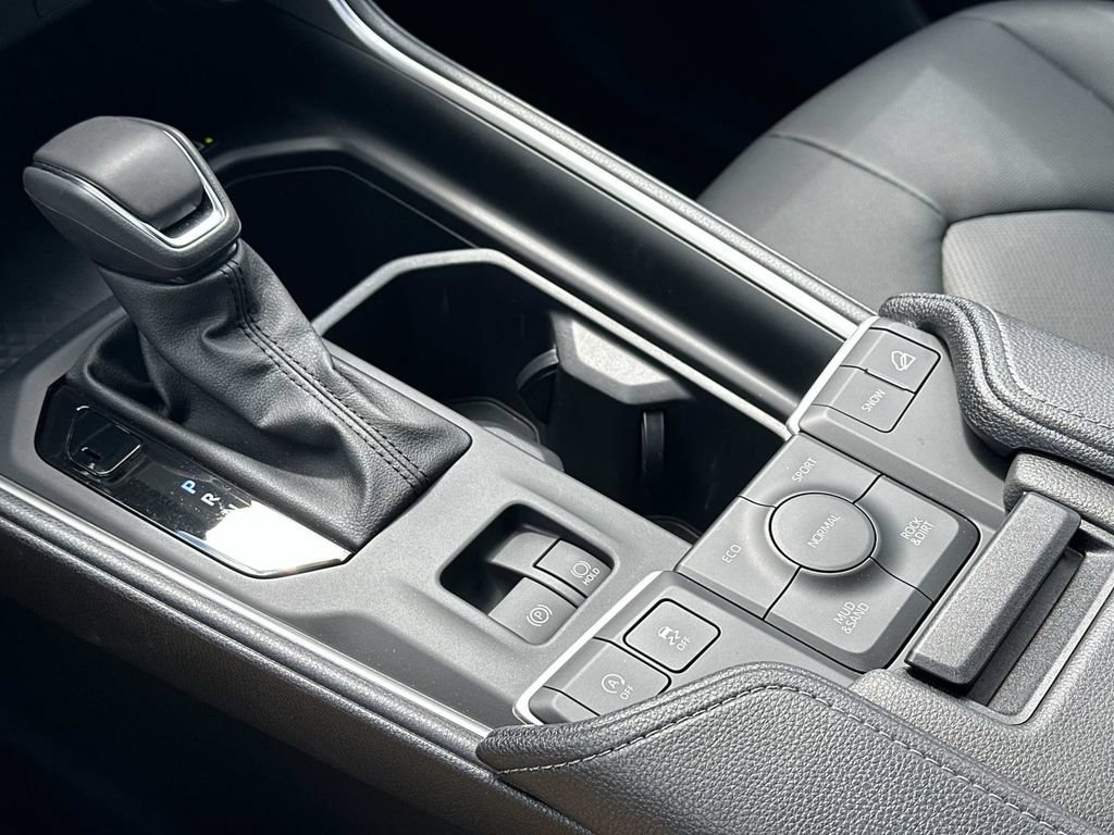 Certified 2026 Toyota Grand Highlander AWD image 33