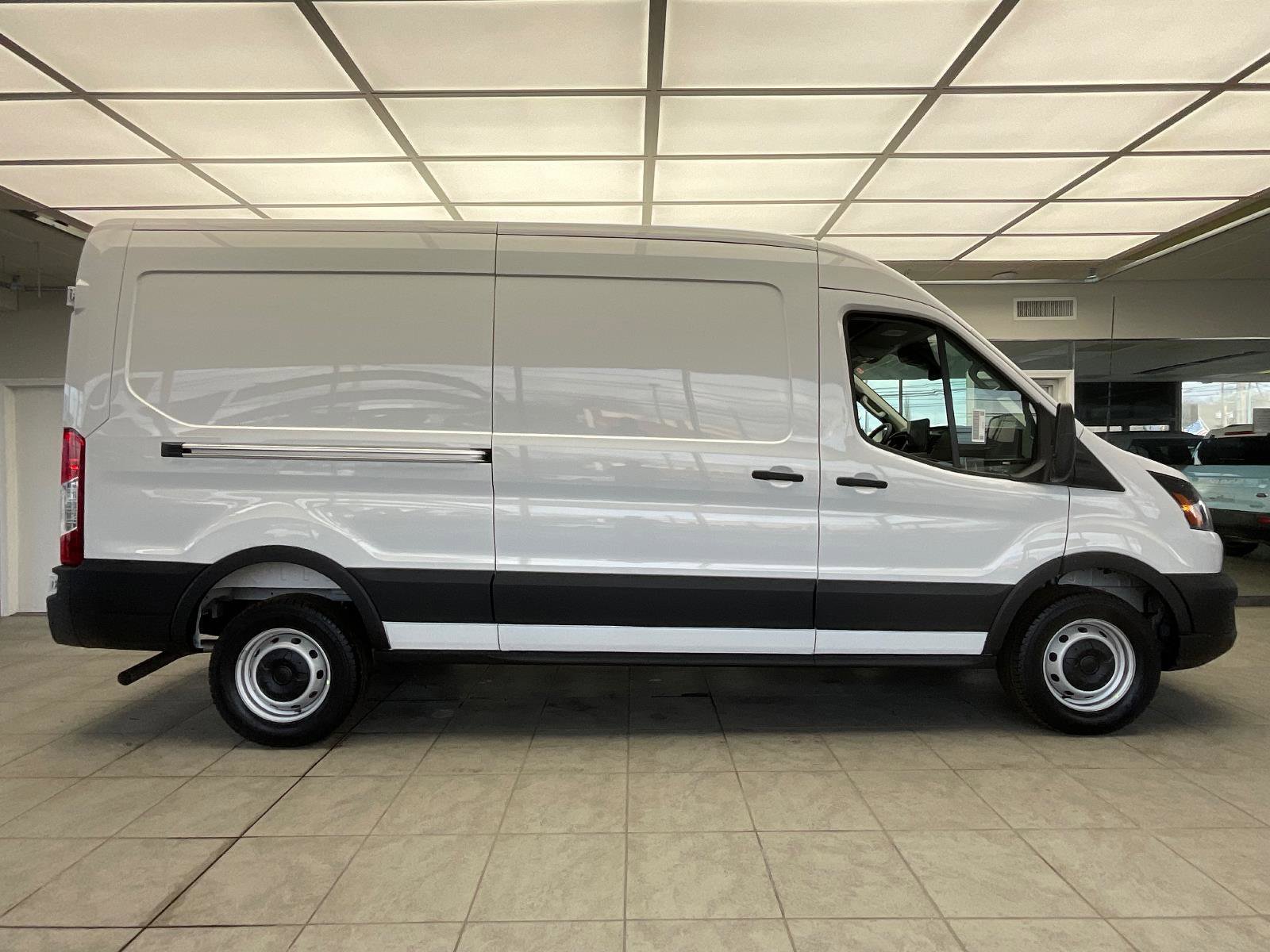 New 2026 Ford Transit 250 148 Medium Roof w/ Load Area Protection Package image 4