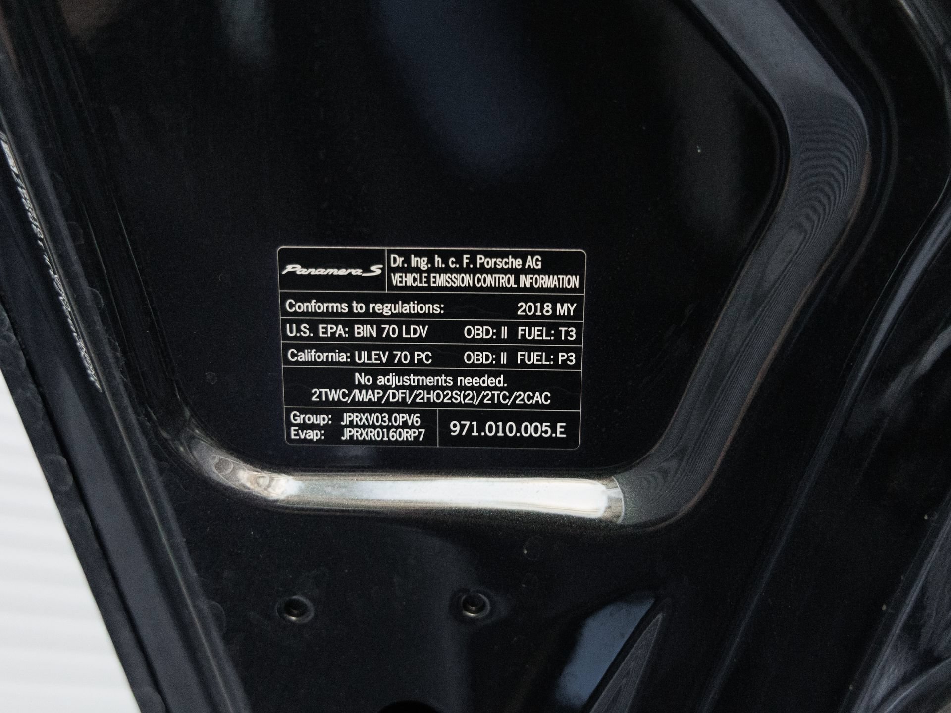 Certified 2018 Porsche Panamera 4S AWD/4WD image 41