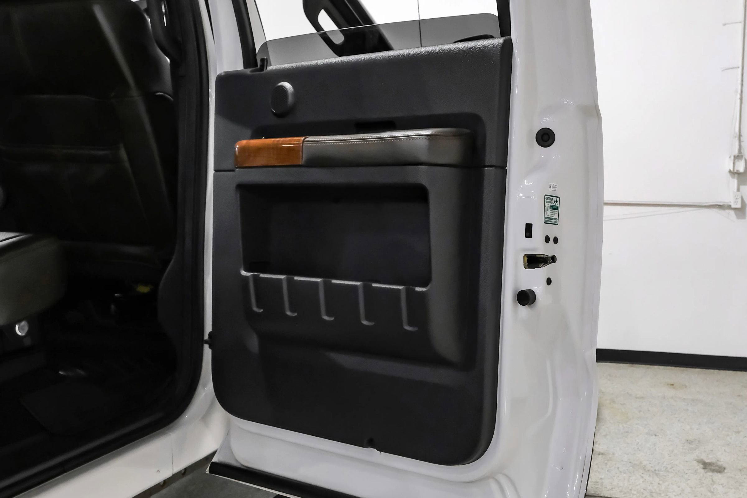 Used 2016 Ford F350 King Ranch w/ Snow Plow Prep Package image 47