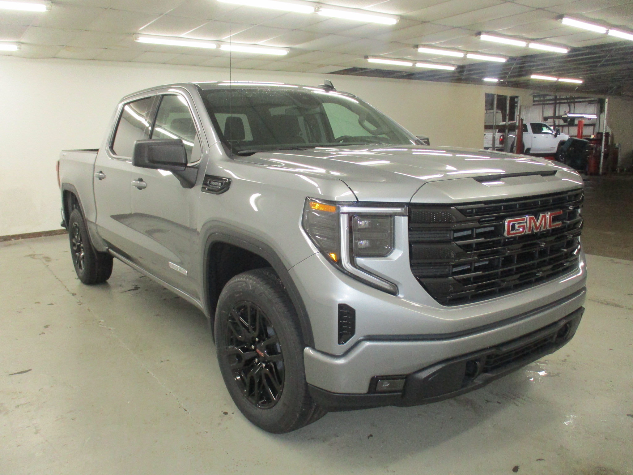New 2026 GMC Sierra 1500 Elevation AWD/4WD image 3