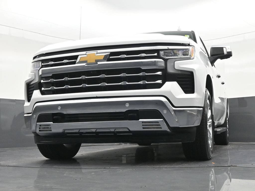 Used 2025 Chevrolet Silverado 1500 LTZ RWD image 31