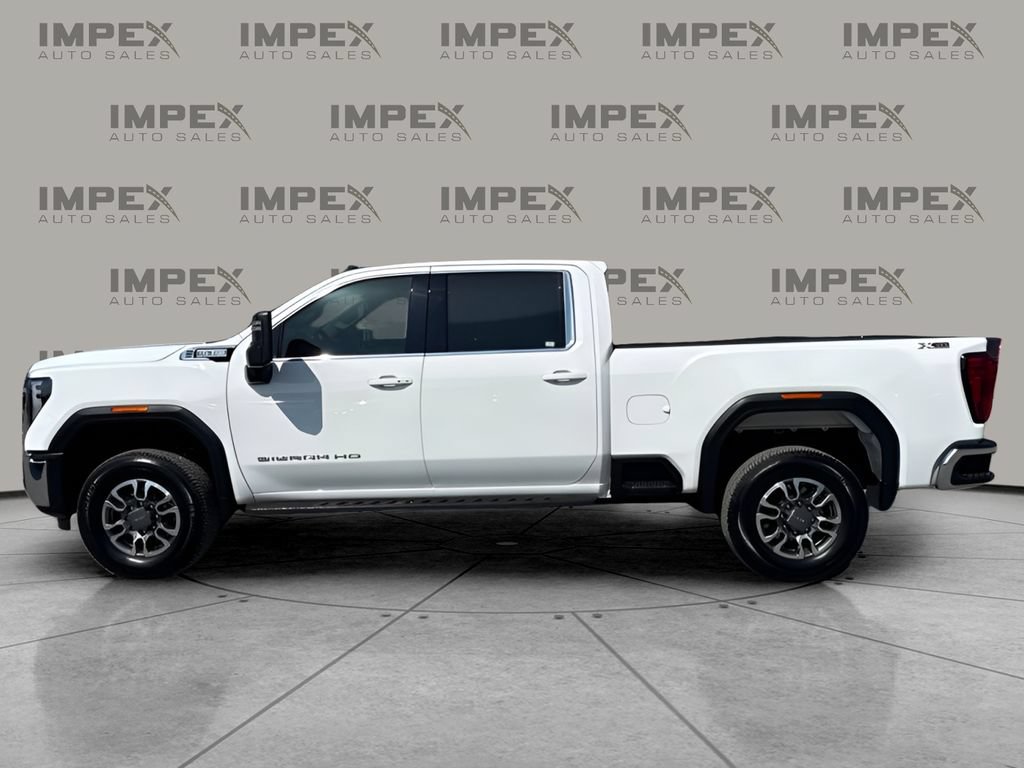 Used 2026 GMC Sierra 2500 SLE w/ SLE Value Package; AWD/4WD image 2