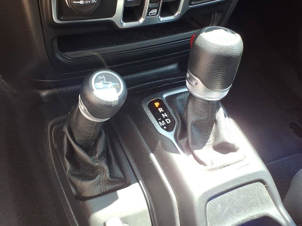 Used 2020 Jeep Wrangler Unlimited Sport AWD/4WD image 32