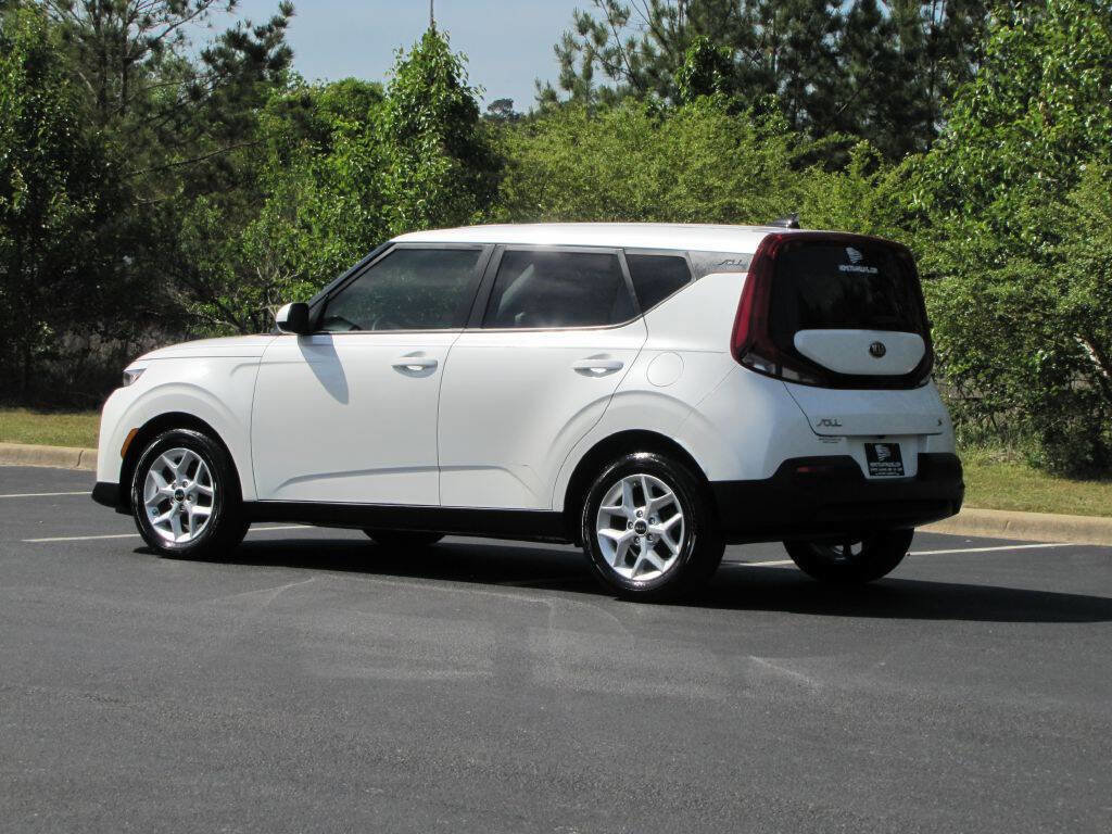 Used 2021 Kia Soul S FWD image 7