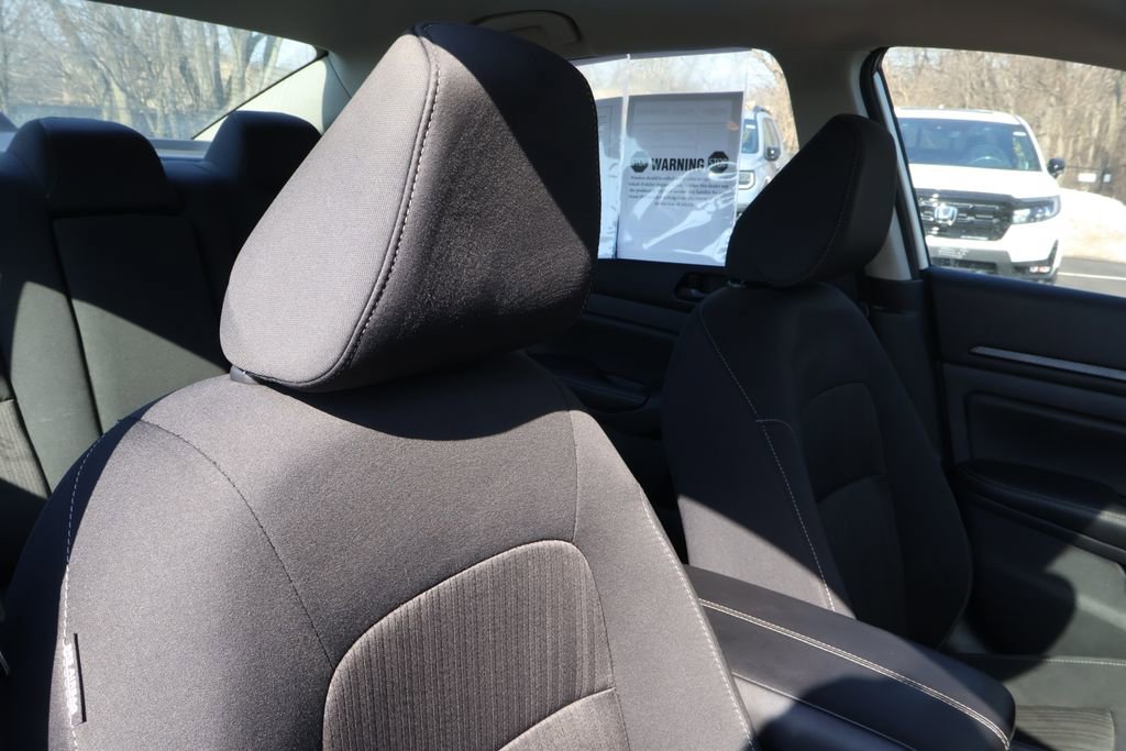 Used 2024 Nissan Altima 2.5 SV image 35