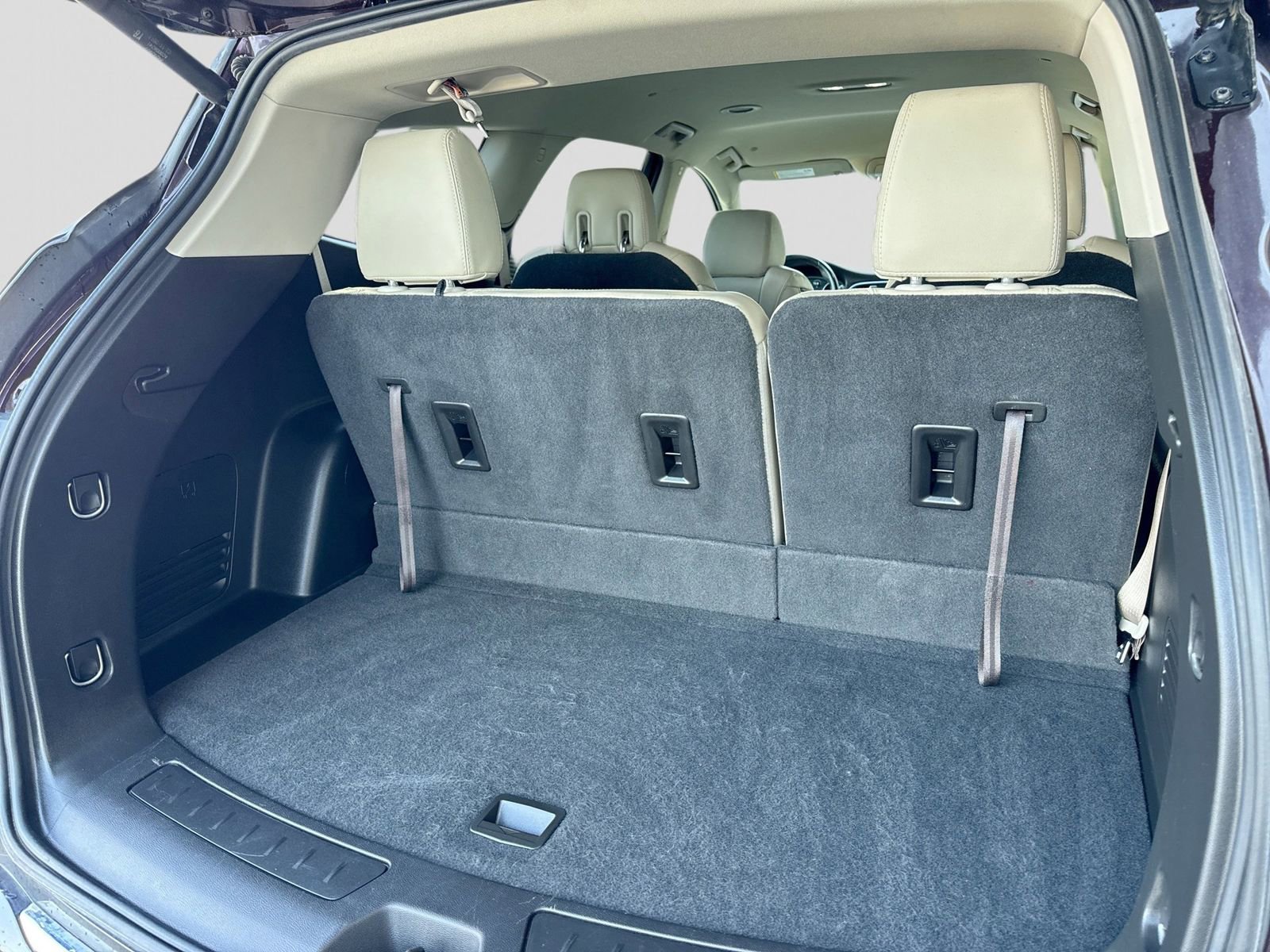 Used 2018 Buick Enclave Essence FWD image 37