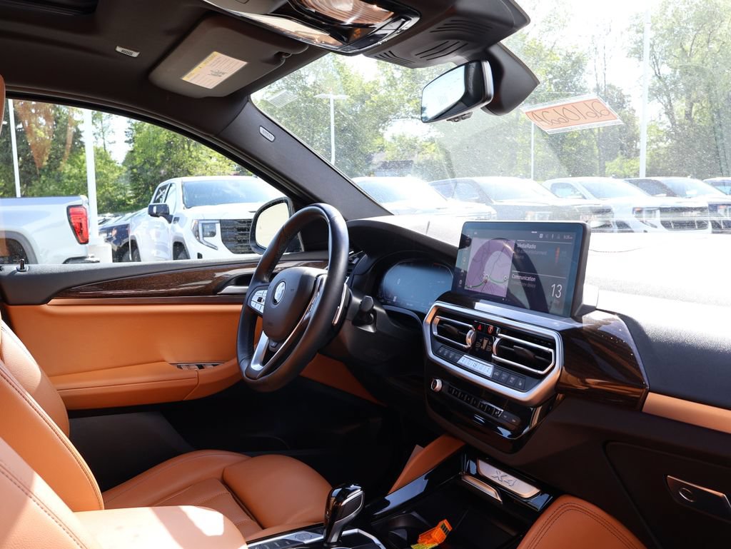 Used 2023 BMW X4 xDrive30i w/ Premium Package AWD/4WD image 37
