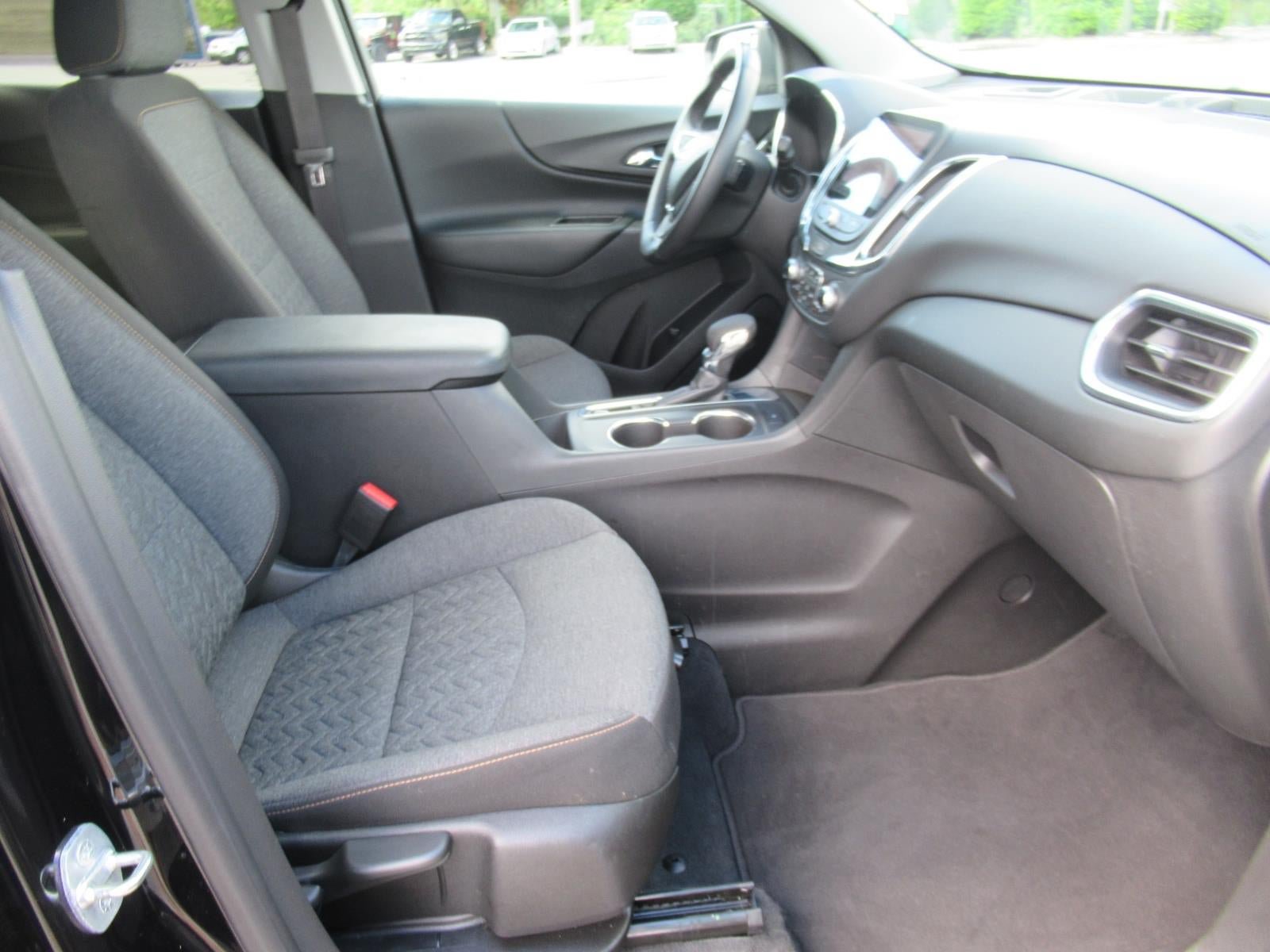 Used 2022 Chevrolet Equinox LT FWD image 10