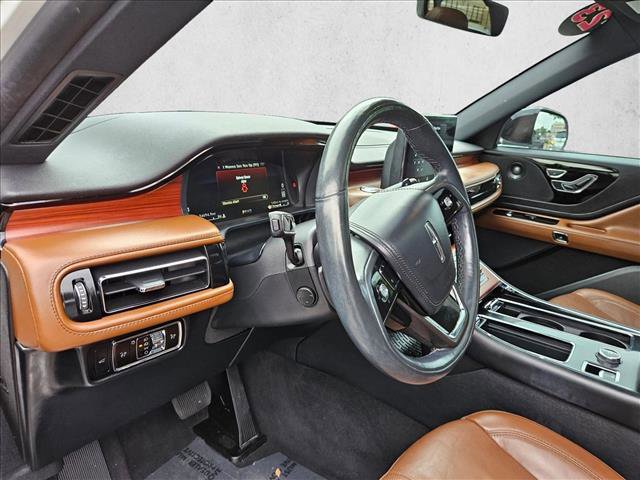 Used 2023 Lincoln Aviator Reserve w/ Equipment Group 201A image 10